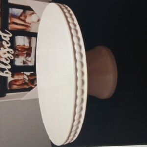 Elegant White Cake Stand